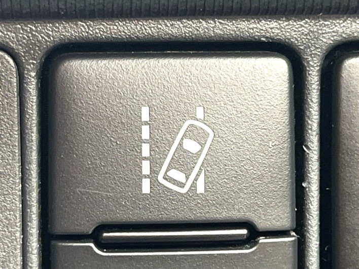 2017 Toyota Aqua DAA-NHP10 (UW-6a28d6631f085)[14]