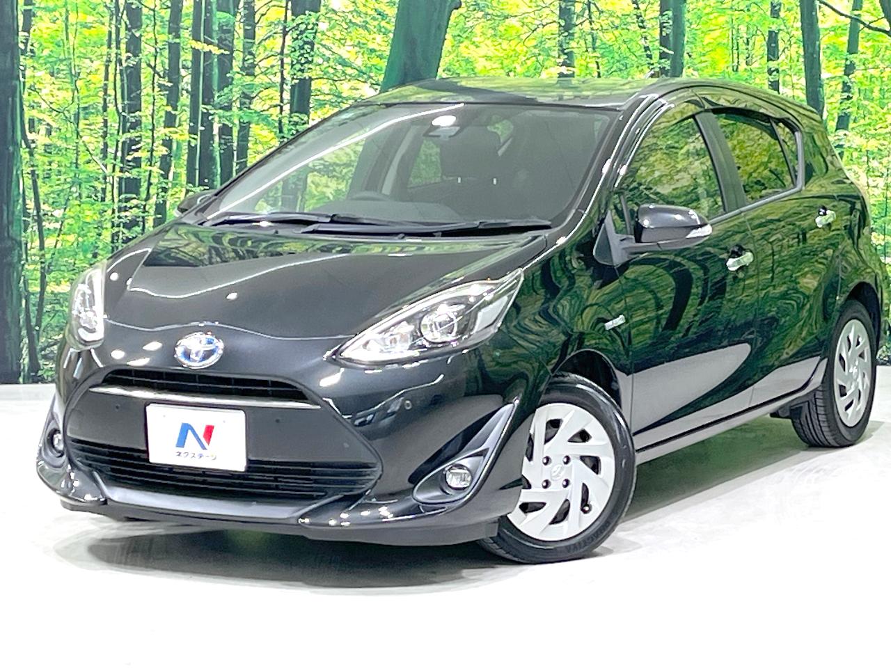 2018 Toyota Aqua DAA-NHP10