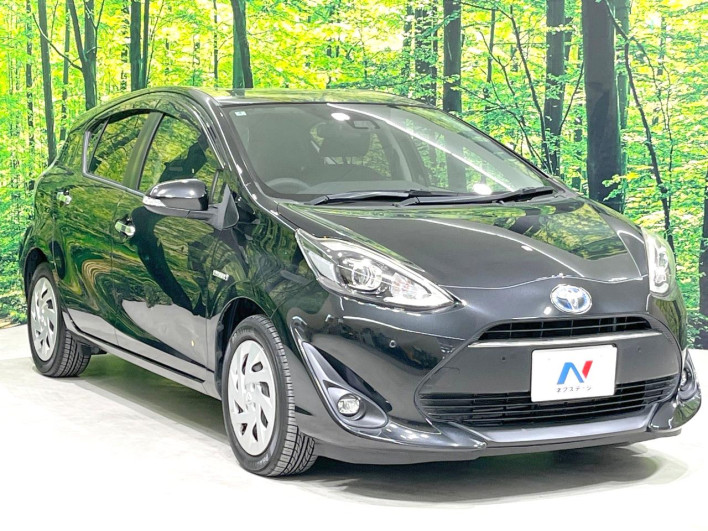 2018 Toyota Aqua DAA-NHP10 (UW-6a28d663a7e4f)[7]