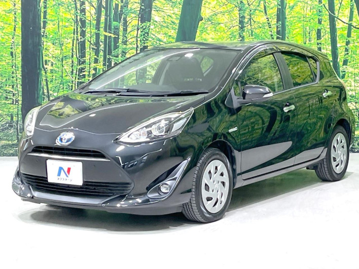 2018 Toyota Aqua DAA-NHP10 (UW-6a28d663a7e4f)[9]