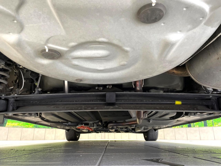 2017 Toyota Sienta DAA-NHP170G (UW-6a28d666818a3)[9]