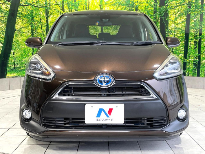 2017 Toyota Sienta DAA-NHP170G (UW-6a28d666818a3)[22]