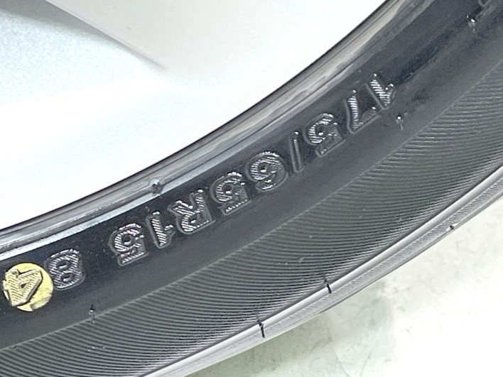 2015 Toyota Corolla Fielder DAA-NKE165G (UW-6a28d668b0da0)[16]