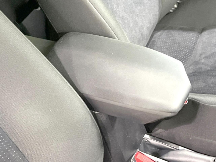 2015 Toyota Corolla Fielder DAA-NKE165G (UW-6a28d668b0da0)[25]