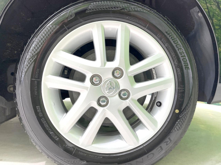 2015 Toyota Corolla Fielder DAA-NKE165G (UW-6a28d668b0da0)[18]