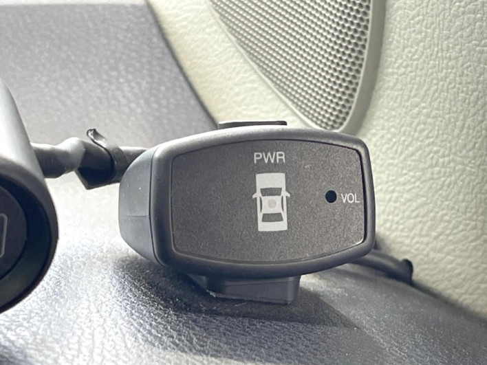 2017 Toyota Vitz DBA-NSP130 (UW-6a28d6690e78f)[12]