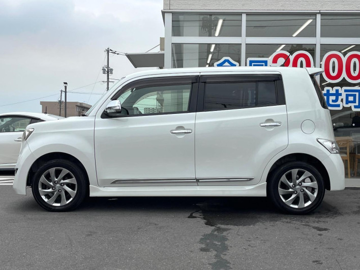 2013 Toyota bB CBA-QNC21 (UW-6a28d6758997c)[5]