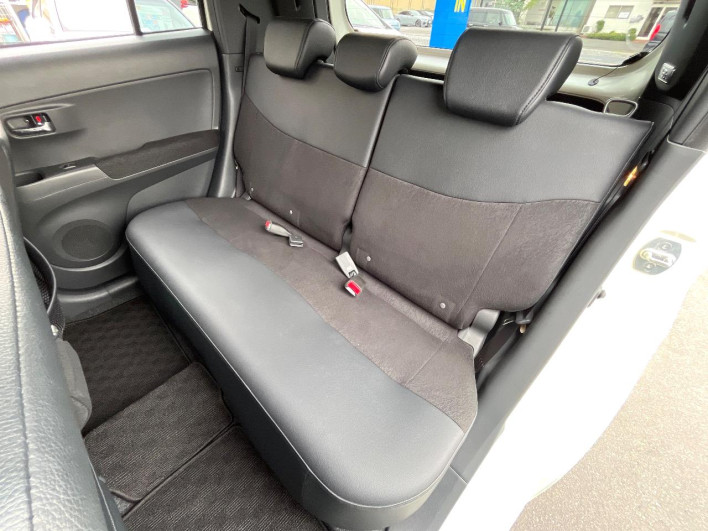 2013 Toyota bB CBA-QNC21 (UW-6a28d6758997c)[25]