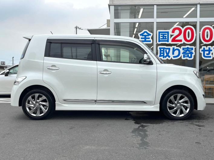 2013 Toyota bB CBA-QNC21 (UW-6a28d6758997c)[4]