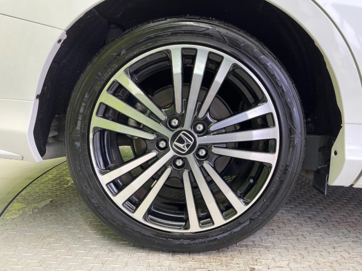 2017 Honda Odyssey DBA-RC1 (UW-6a28d67677420)[23]