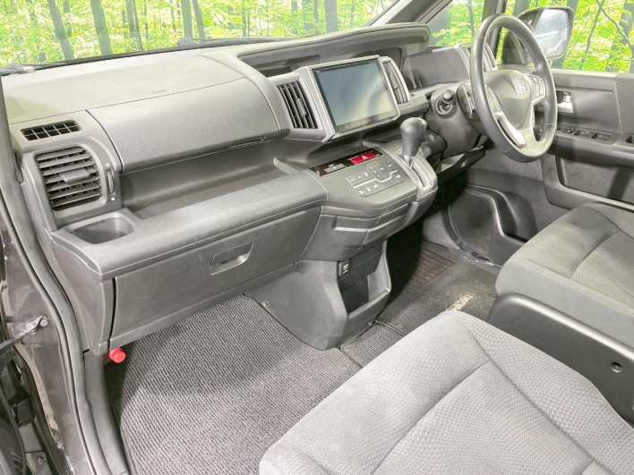 2014 Honda Stepwgn Spada DBA-RK6 (UW-6a28d67a29925)[15]