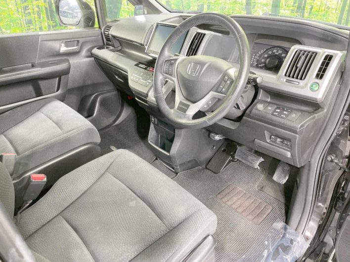 2014 Honda Stepwgn Spada DBA-RK6 (UW-6a28d67a29925)[11]