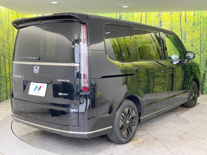 2023 Honda Step Wagon 6AA-RP8 (UW-6a28d67cd9ee5)[8]