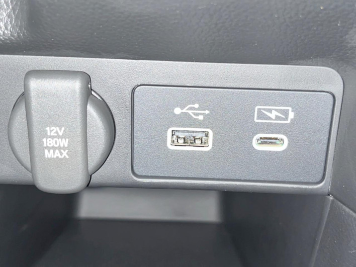 2023 Honda Step Wagon 6AA-RP8 (UW-6a28d67cd9ee5)[28]