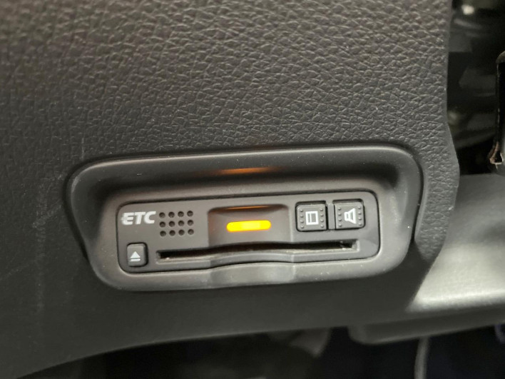 2017 Honda VEZEL DAA-RU4 (UW-6a28d682d45b4)[25]