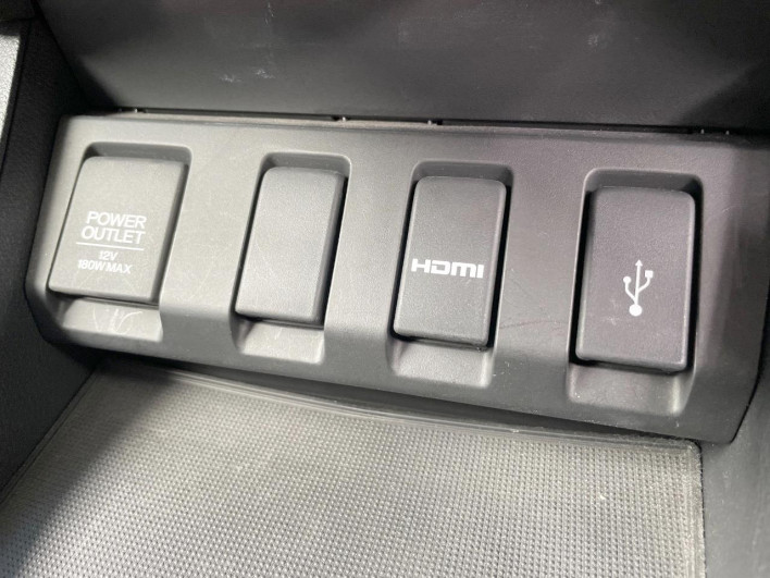 2017 Honda VEZEL DAA-RU4 (UW-6a28d682d45b4)[23]