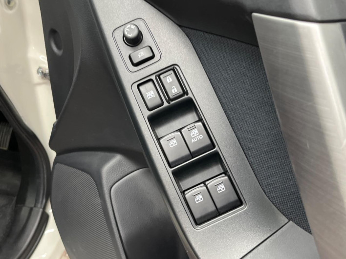 2015 Subaru Forester DBA-SJ5 (UW-6a28d6959abb4)[18]