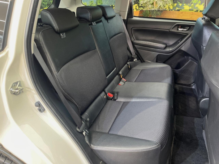 2013 Subaru Forester DBA-SJG (UW-6a28d696663bb)[28]