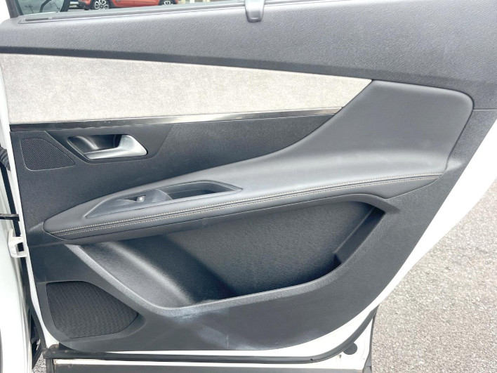 2021 Peugeot 5008 5BA-P875G06 (UW-6a28d6a9c71d7)[20]
