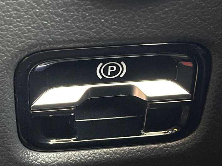 2022 Mercedes Benz C CLASS STATION WAGON 3CA-206204C (UW-6a28d6ad97235)[18]