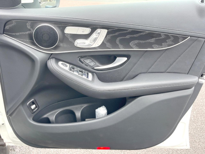 2020 Mercedes Benz GLC 3DA-253915 (UW-6a28d6ae45ee5)[25]