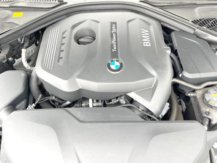 2016 BMW 3 Series DBA-8A20 (UW-6a28d6b1aebe9)[4]