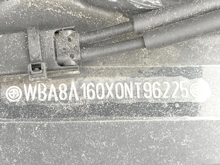 2016 BMW 3 Series DBA-8A20 (UW-6a28d6b1aebe9)[1]