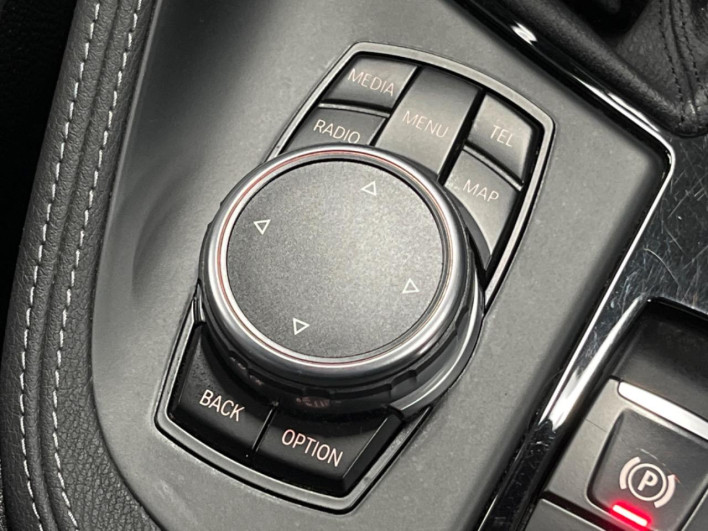 2015 BMW X1 DBA-HS20 (UW-6a28d6b322a0e)[14]