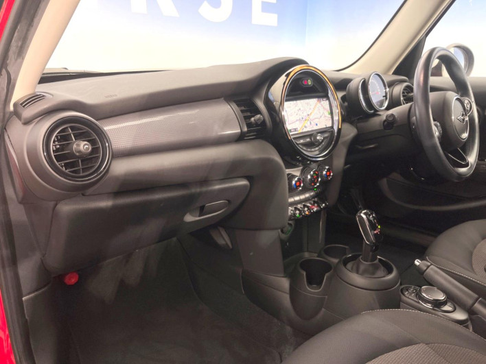 2019 Rover Mini DBA-XU15M (UW-6a28d6bb15f56)[11]