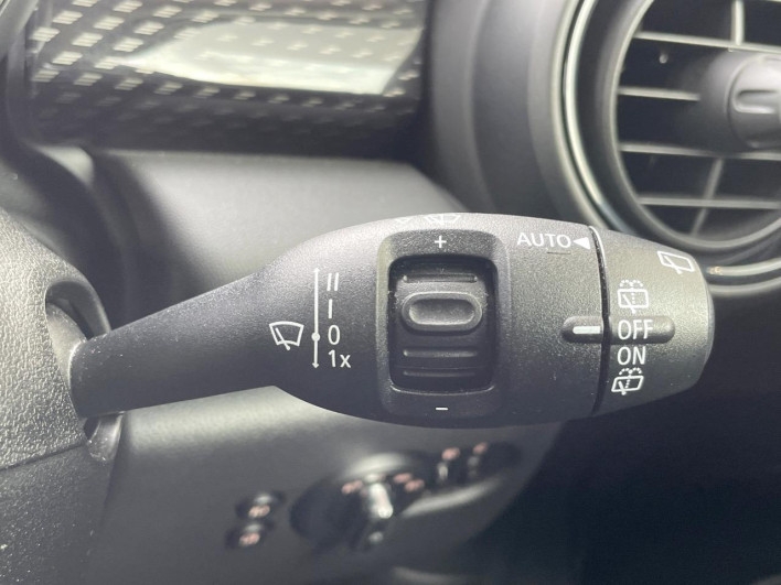 2019 Rover Mini DBA-XU20M (UW-6a28d6bb288f1)[11]