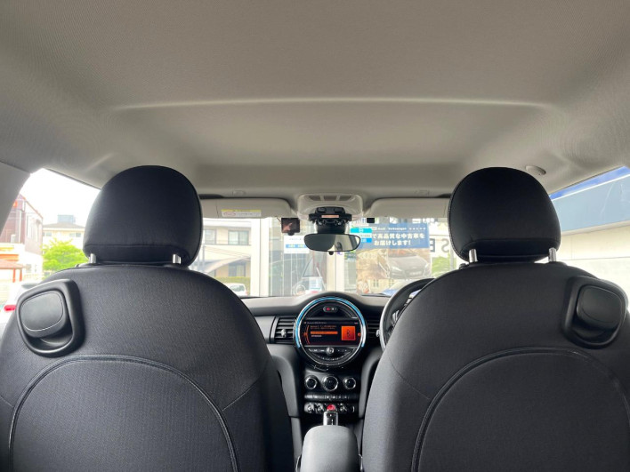 2020 Rover Mini 3DA-XY15MW (UW-6a28d6bb2db82)[15]
