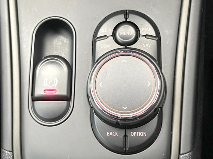 2018 Rover Mini DBA-YS20 (UW-6a28d6bd41706)[21]