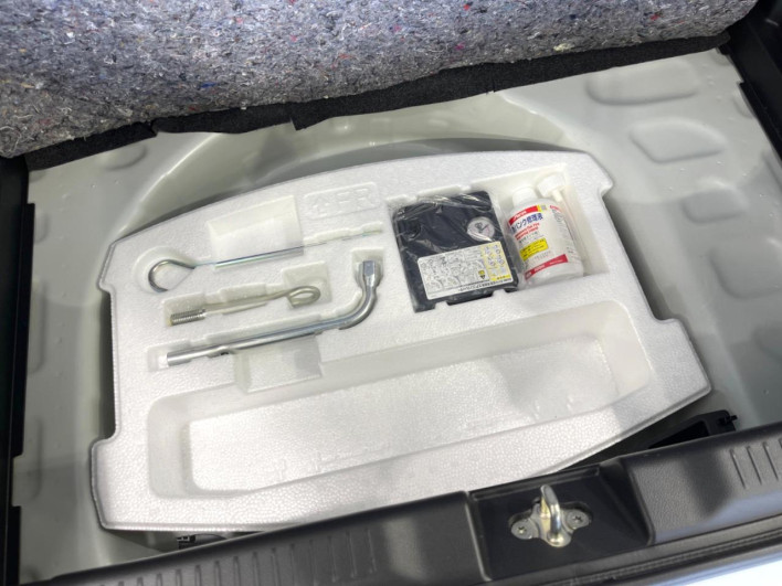 2019 Suzuki Swift DAA-ZC53S (UW-6a28d6c33ab4e)[19]