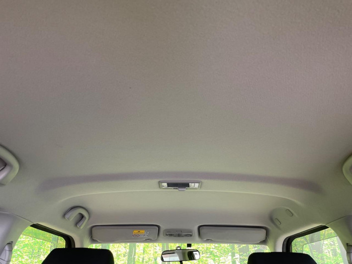 2013 Suzuki Swift DBA-ZC72S (UW-6a28d6c494c57)[21]