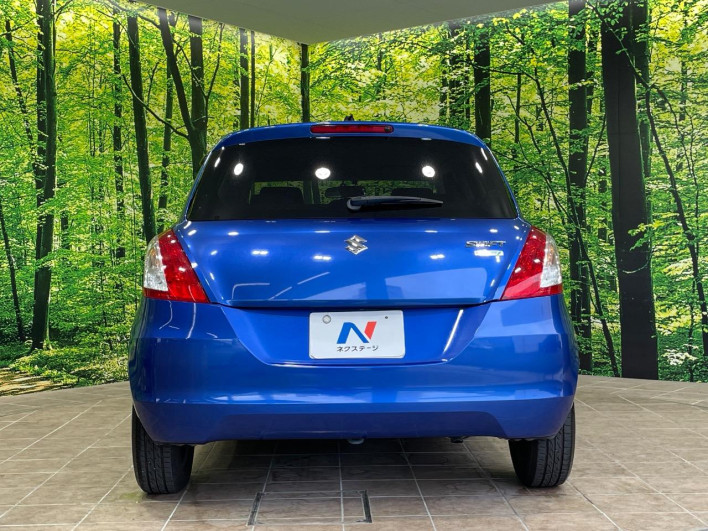 2013 Suzuki Swift DBA-ZC72S (UW-6a28d6c494c57)[15]