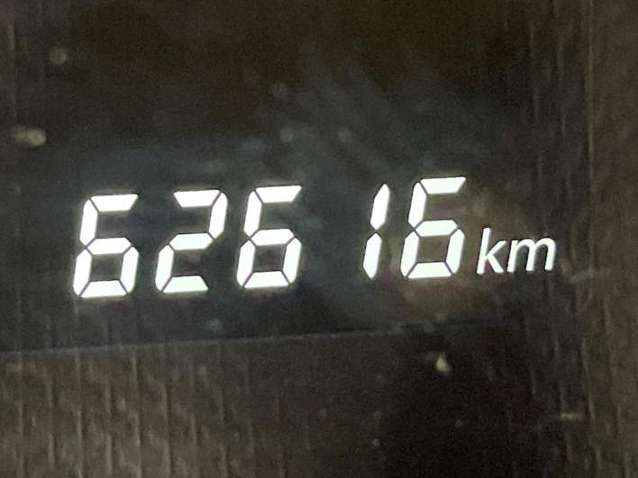 2013 Suzuki Swift DBA-ZC72S (UW-6a28d6c494c57)[2]