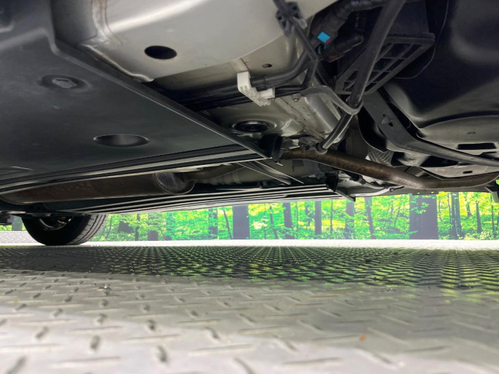 2018 Suzuki Swift DBA-ZC83S (UW-6a28d6c540ed2)[19]