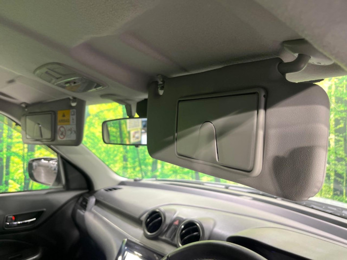 2018 Suzuki Swift DBA-ZC83S (UW-6a28d6c540ed2)[22]