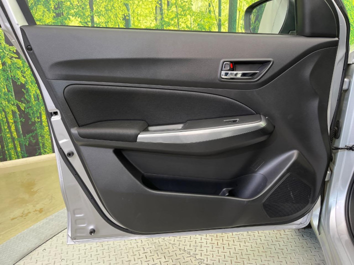 2019 Suzuki Swift DBA-ZC83S (UW-6a28d6c560717)[29]