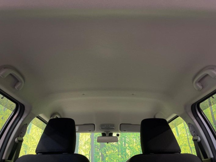 2019 Suzuki Swift DBA-ZC83S (UW-6a28d6c560717)[26]