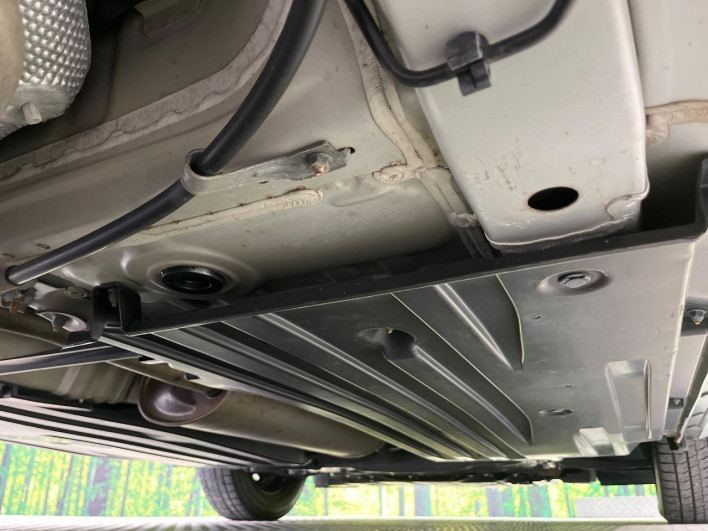 2019 Suzuki Swift DBA-ZC83S (UW-6a28d6c560717)[22]