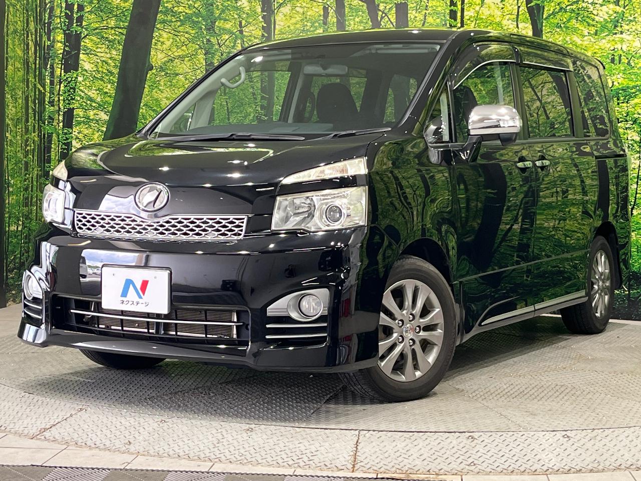 2012 Toyota Voxy DBA-ZRR70W