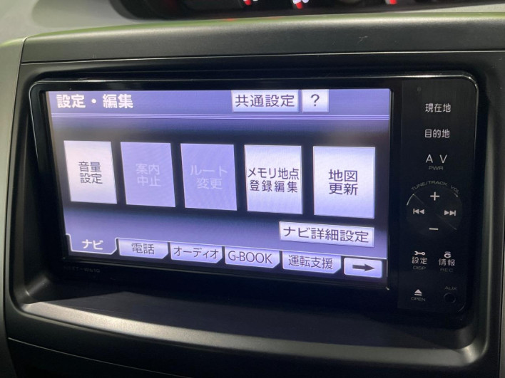 2012 Toyota Voxy DBA-ZRR70W (UW-6a28d6ca52988)[26]