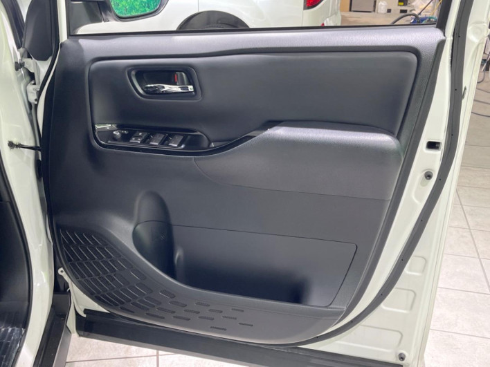 2021 Toyota Noah 3BA-ZRR80W (UW-6a28d6d62c6b6)[20]