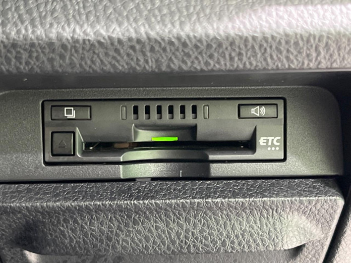 2021 Toyota Noah 3BA-ZRR80W (UW-6a28d6d62c6b6)[24]