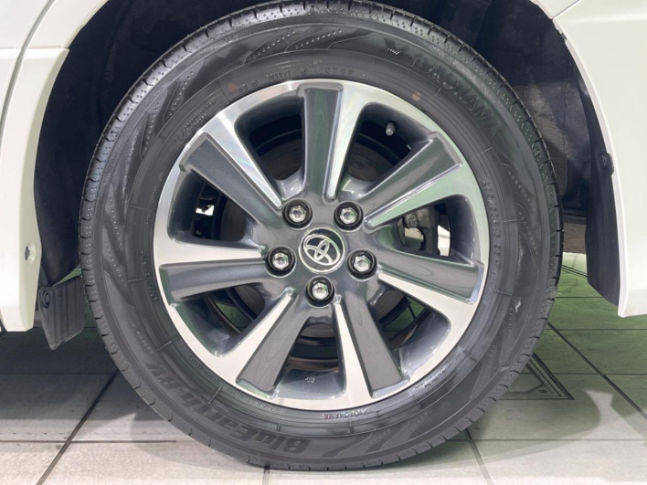 2021 Toyota Noah 3BA-ZRR80W (UW-6a28d6d62c6b6)[15]