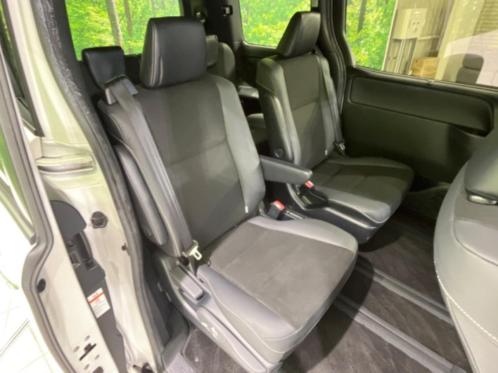 2021 Toyota Noah 3BA-ZRR80W (UW-6a28d6d62c6b6)[7]
