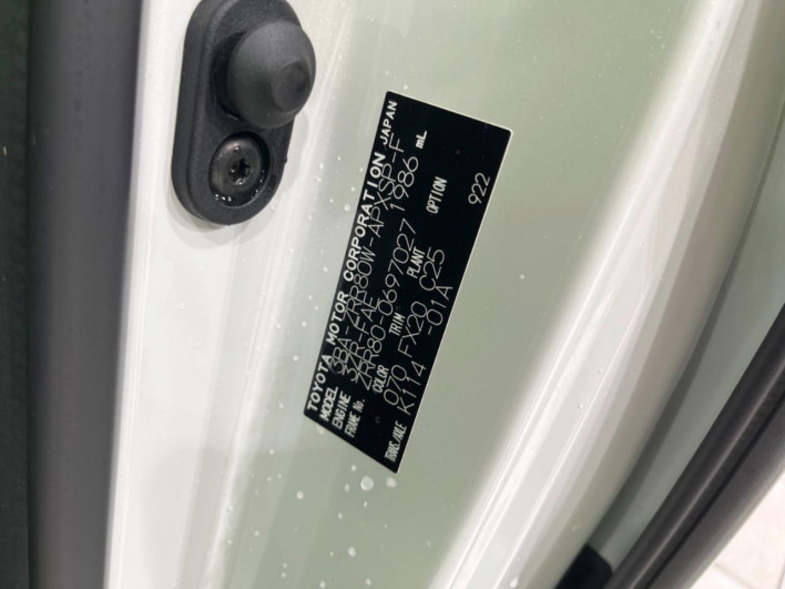 2021 Toyota Noah 3BA-ZRR80W (UW-6a28d6d62c6b6)[1]