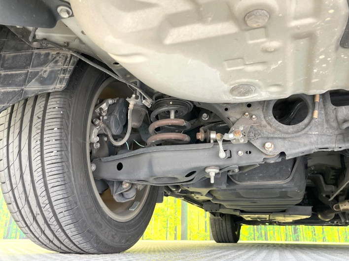 2017 Toyota Harrier DBA-ZSU60W (UW-6a28d6d9e50f6)[28]