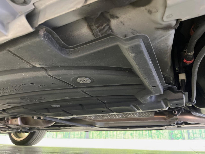 2010 Toyota Prius DAA-ZVW30 (UW-6a28d6e149a8f)[14]